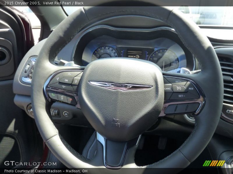 Velvet Red Pearl / Black 2015 Chrysler 200 S