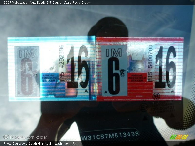 Salsa Red / Cream 2007 Volkswagen New Beetle 2.5 Coupe