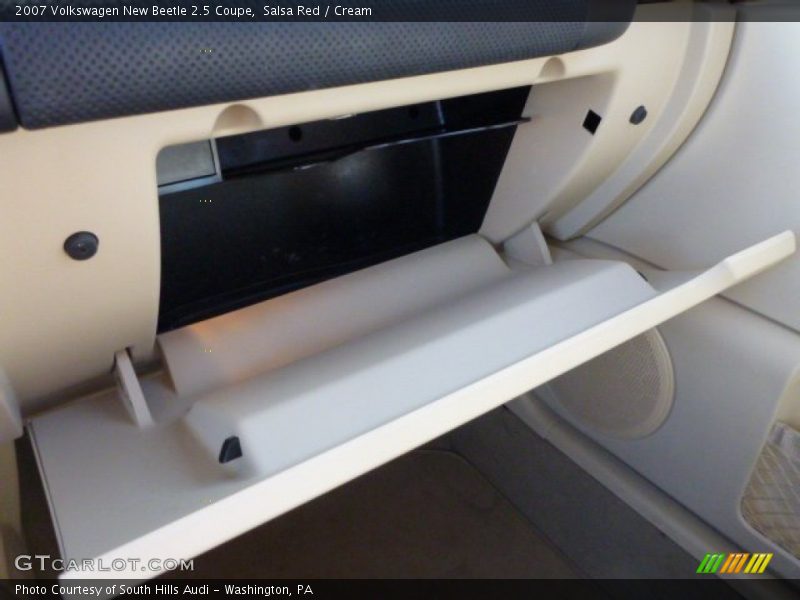 Salsa Red / Cream 2007 Volkswagen New Beetle 2.5 Coupe