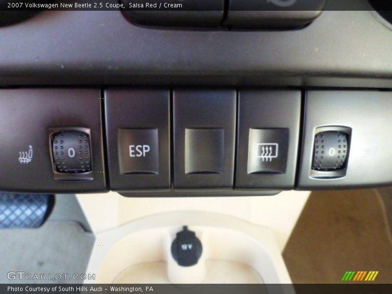 Salsa Red / Cream 2007 Volkswagen New Beetle 2.5 Coupe