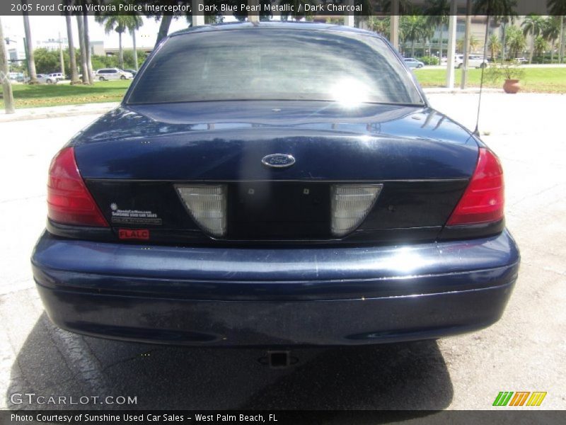Dark Blue Pearl Metallic / Dark Charcoal 2005 Ford Crown Victoria Police Interceptor