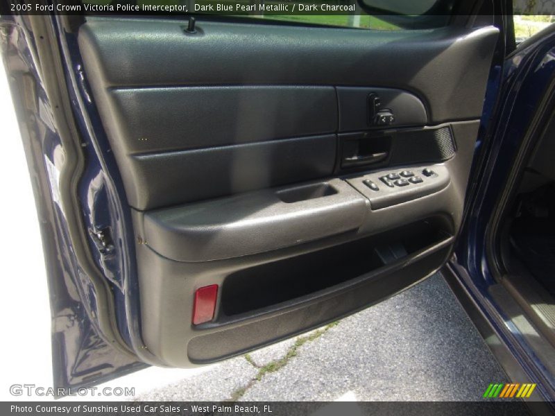 Dark Blue Pearl Metallic / Dark Charcoal 2005 Ford Crown Victoria Police Interceptor