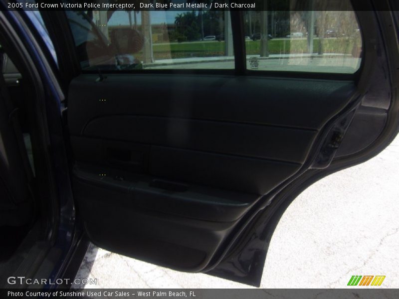 Dark Blue Pearl Metallic / Dark Charcoal 2005 Ford Crown Victoria Police Interceptor