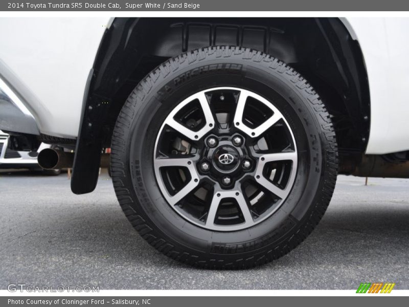 Super White / Sand Beige 2014 Toyota Tundra SR5 Double Cab