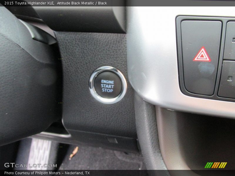 Attitude Black Metallic / Black 2015 Toyota Highlander XLE