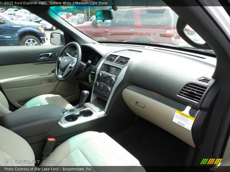 Oxford White / Medium Light Stone 2015 Ford Explorer 4WD