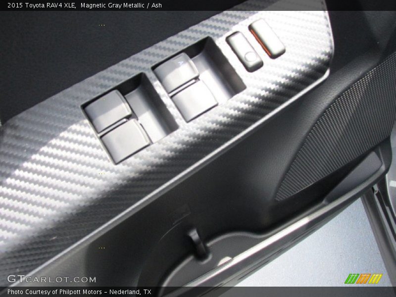 Magnetic Gray Metallic / Ash 2015 Toyota RAV4 XLE