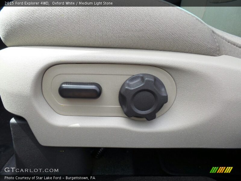 Oxford White / Medium Light Stone 2015 Ford Explorer 4WD