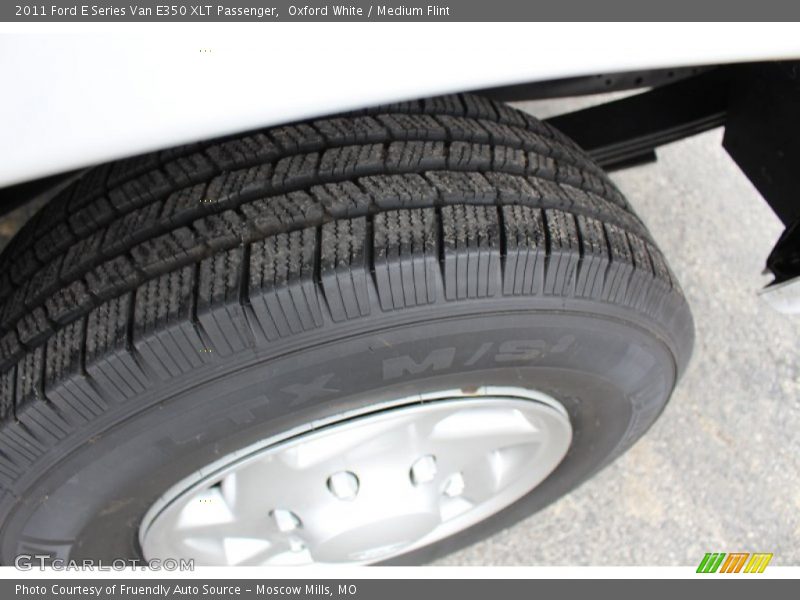 Oxford White / Medium Flint 2011 Ford E Series Van E350 XLT Passenger