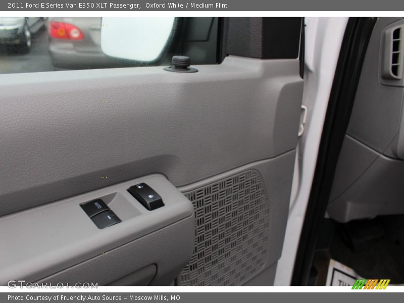 Oxford White / Medium Flint 2011 Ford E Series Van E350 XLT Passenger