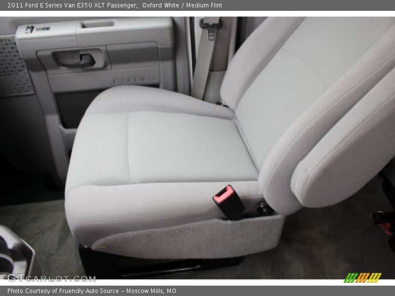 Oxford White / Medium Flint 2011 Ford E Series Van E350 XLT Passenger