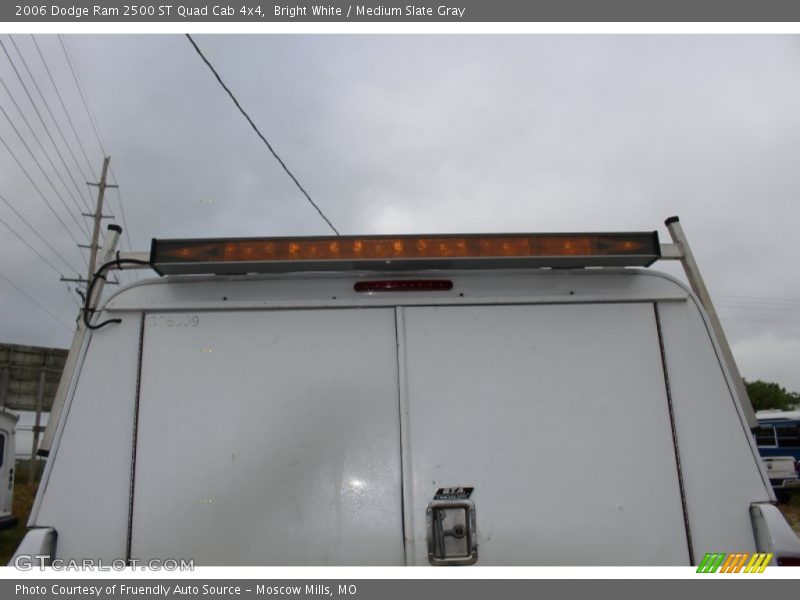 Bright White / Medium Slate Gray 2006 Dodge Ram 2500 ST Quad Cab 4x4