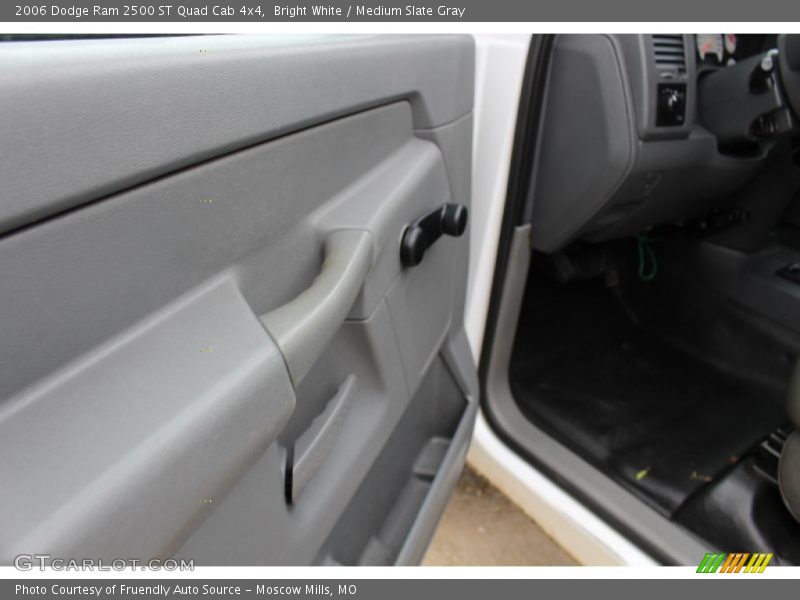 Bright White / Medium Slate Gray 2006 Dodge Ram 2500 ST Quad Cab 4x4