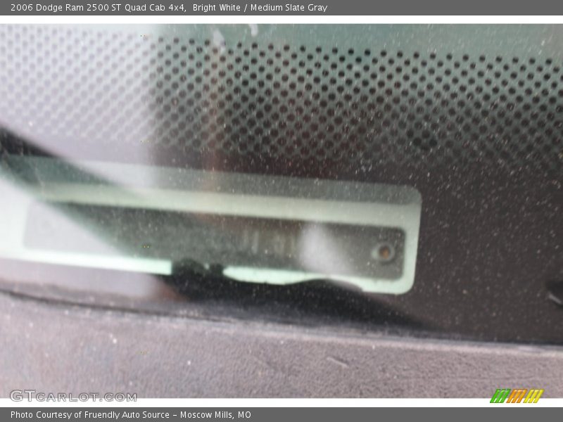 Bright White / Medium Slate Gray 2006 Dodge Ram 2500 ST Quad Cab 4x4