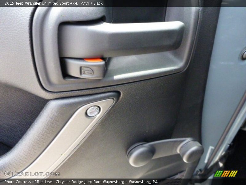 Anvil / Black 2015 Jeep Wrangler Unlimited Sport 4x4