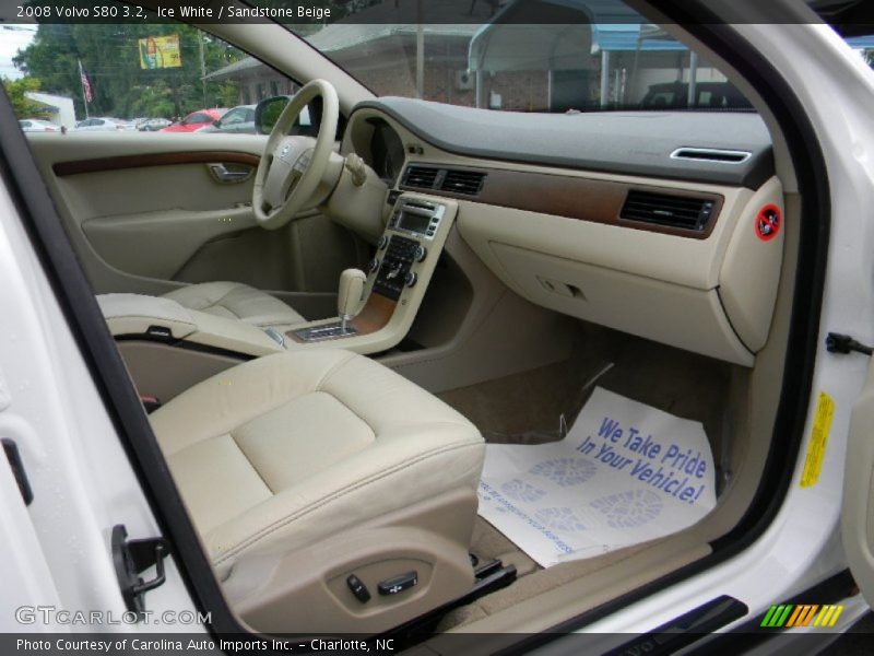 Ice White / Sandstone Beige 2008 Volvo S80 3.2