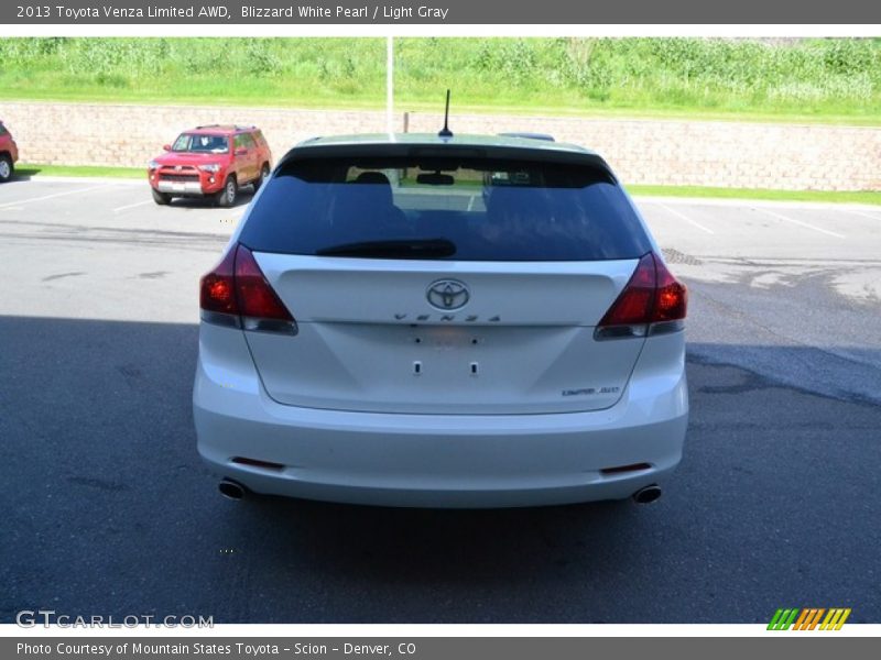 Blizzard White Pearl / Light Gray 2013 Toyota Venza Limited AWD