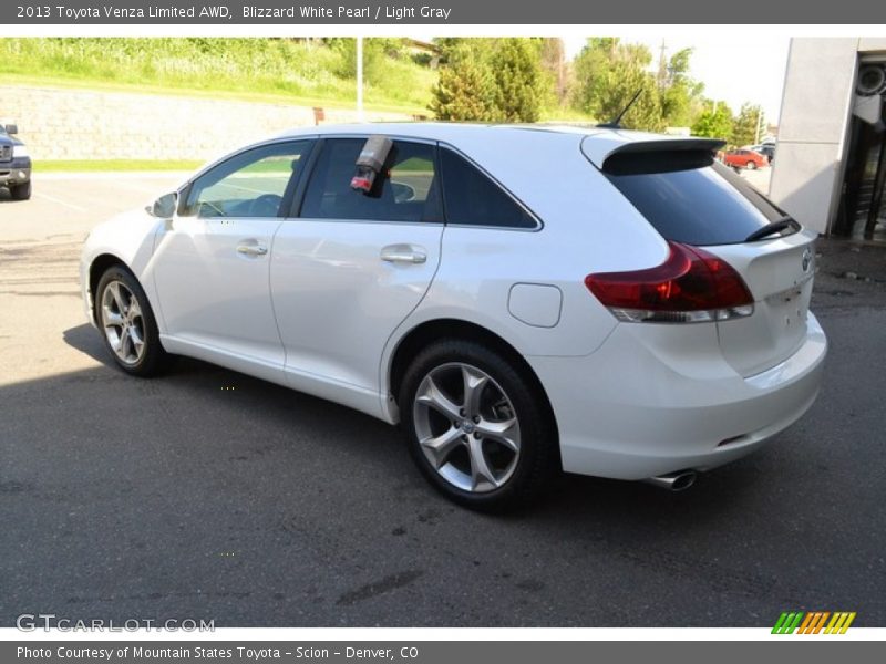 Blizzard White Pearl / Light Gray 2013 Toyota Venza Limited AWD
