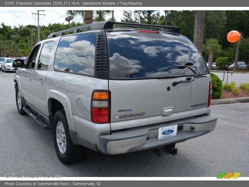 Sandstone Metallic / Tan/Neutral 2005 Chevrolet Suburban 1500 Z71 4x4