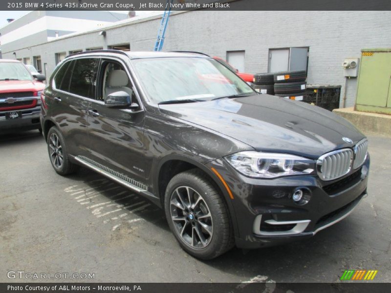 Front 3/4 View of 2015 4 Series 435i xDrive Gran Coupe