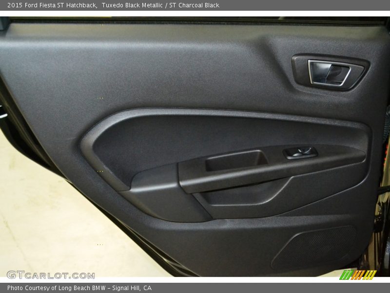 Tuxedo Black Metallic / ST Charcoal Black 2015 Ford Fiesta ST Hatchback