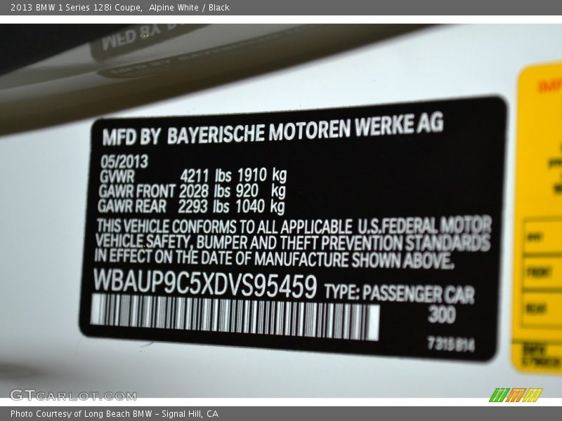 Alpine White / Black 2013 BMW 1 Series 128i Coupe