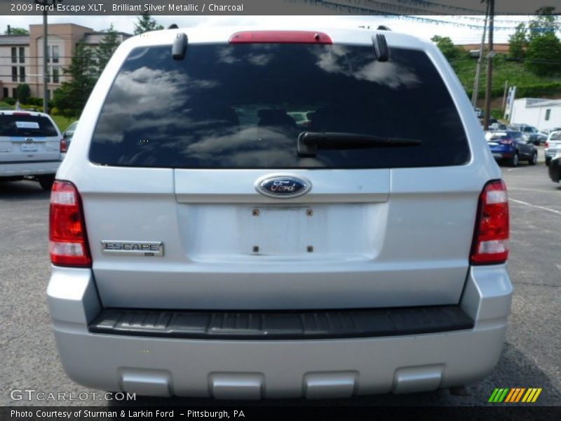 Brilliant Silver Metallic / Charcoal 2009 Ford Escape XLT
