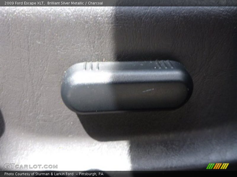 Brilliant Silver Metallic / Charcoal 2009 Ford Escape XLT