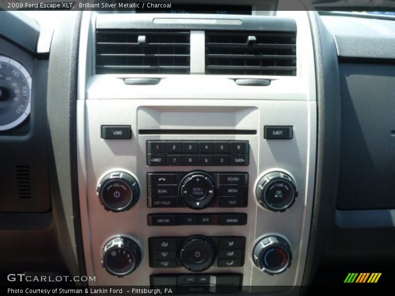 Brilliant Silver Metallic / Charcoal 2009 Ford Escape XLT