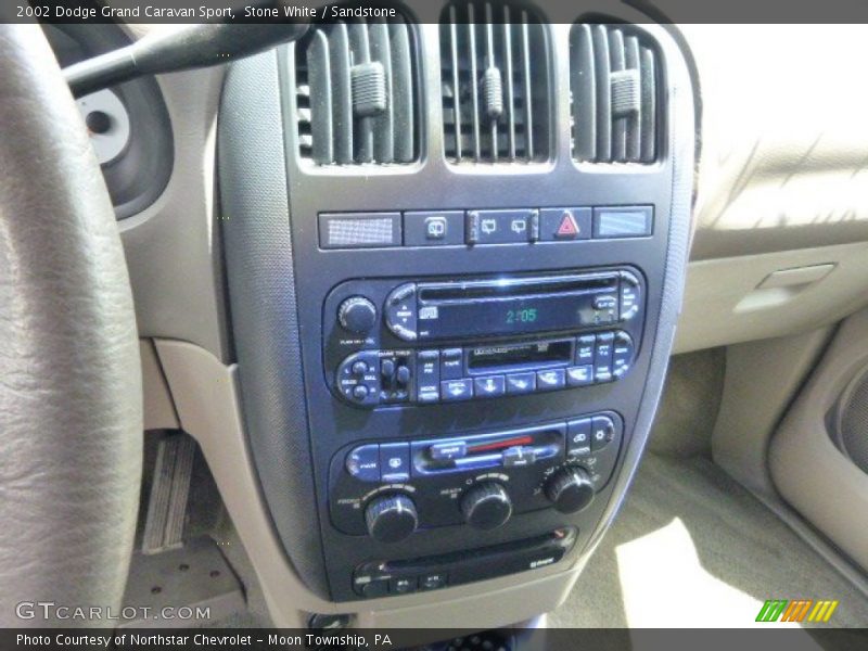 Stone White / Sandstone 2002 Dodge Grand Caravan Sport
