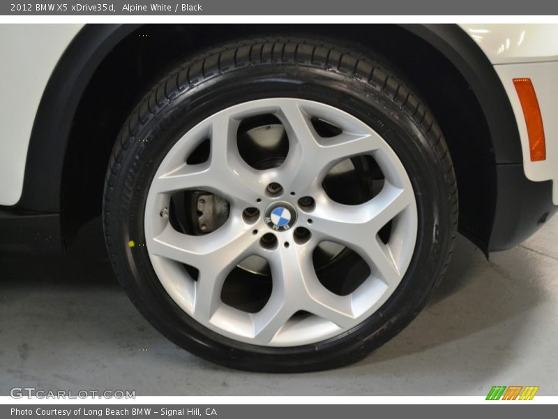 Alpine White / Black 2012 BMW X5 xDrive35d