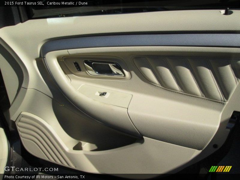 Caribou Metallic / Dune 2015 Ford Taurus SEL