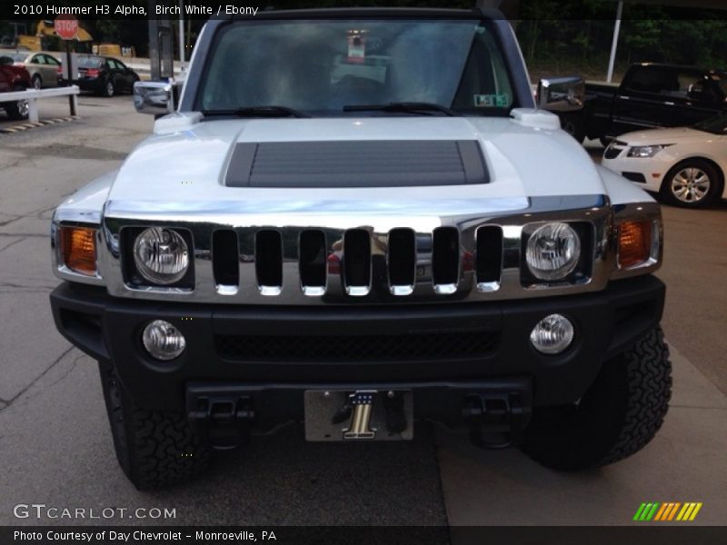 Birch White / Ebony 2010 Hummer H3 Alpha