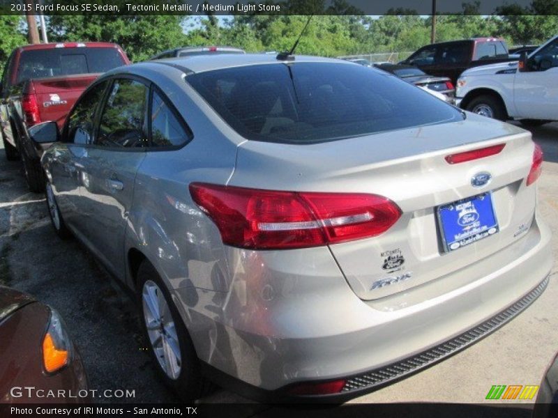 Tectonic Metallic / Medium Light Stone 2015 Ford Focus SE Sedan