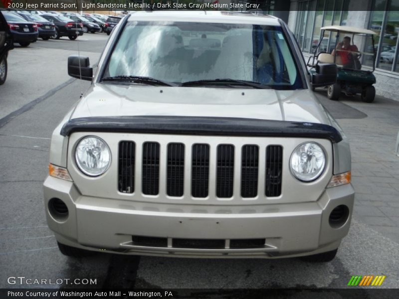 Light Sandstone Metallic / Dark Slate Gray/Medium Slate Gray 2009 Jeep Patriot Sport