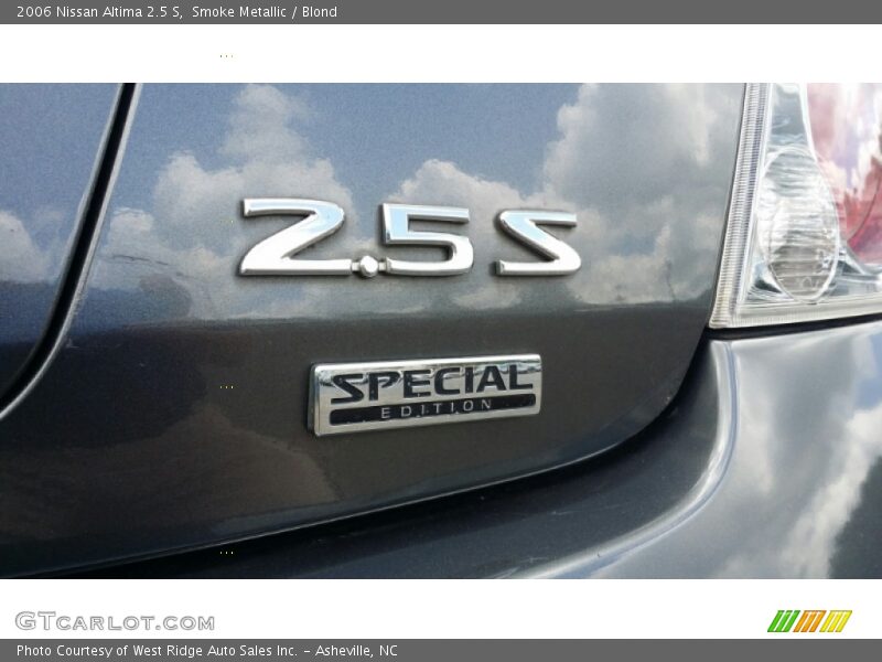 Smoke Metallic / Blond 2006 Nissan Altima 2.5 S