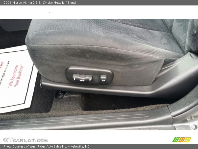 Smoke Metallic / Blond 2006 Nissan Altima 2.5 S