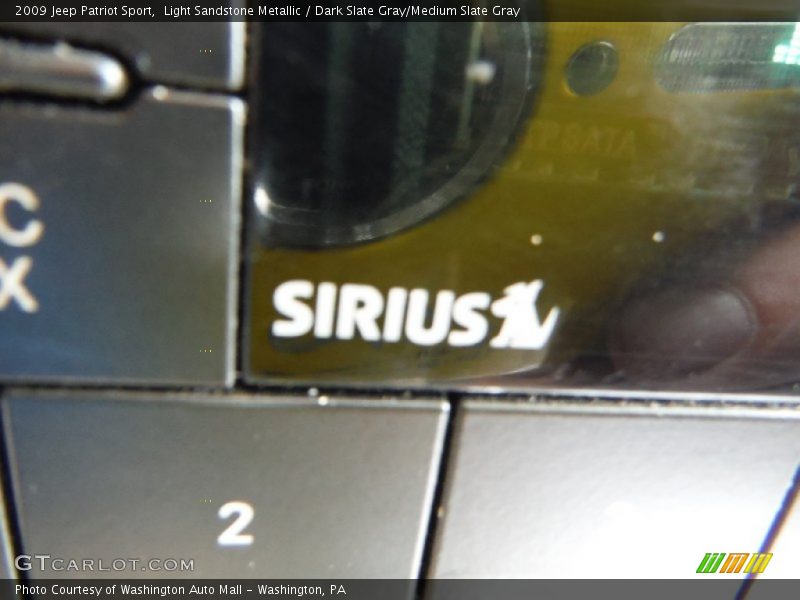 Light Sandstone Metallic / Dark Slate Gray/Medium Slate Gray 2009 Jeep Patriot Sport