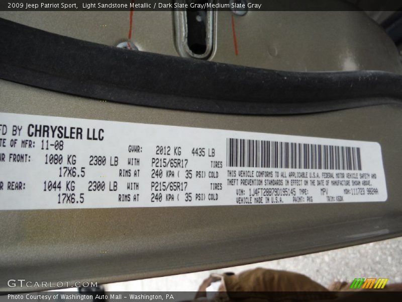Light Sandstone Metallic / Dark Slate Gray/Medium Slate Gray 2009 Jeep Patriot Sport