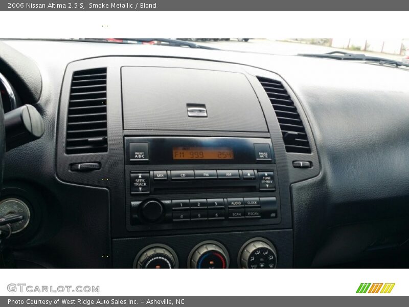 Smoke Metallic / Blond 2006 Nissan Altima 2.5 S