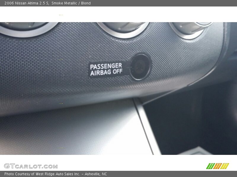 Smoke Metallic / Blond 2006 Nissan Altima 2.5 S