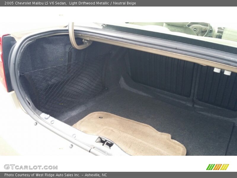 Light Driftwood Metallic / Neutral Beige 2005 Chevrolet Malibu LS V6 Sedan