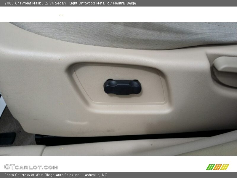 Light Driftwood Metallic / Neutral Beige 2005 Chevrolet Malibu LS V6 Sedan