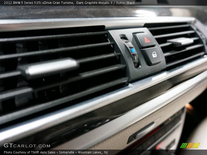Dark Graphite Metallic II / Oyster/Black 2012 BMW 5 Series 535i xDrive Gran Turismo