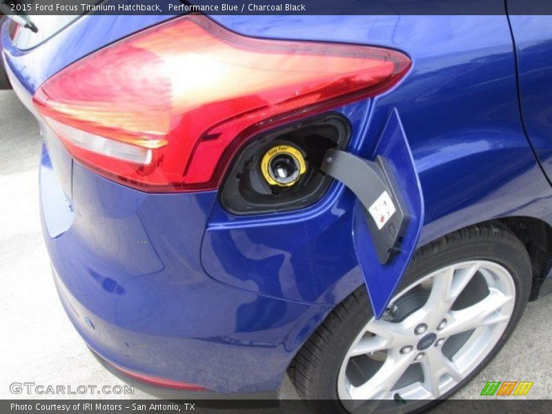 Performance Blue / Charcoal Black 2015 Ford Focus Titanium Hatchback