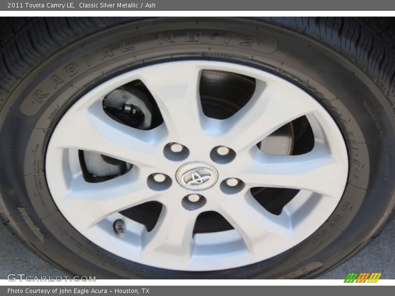 Classic Silver Metallic / Ash 2011 Toyota Camry LE