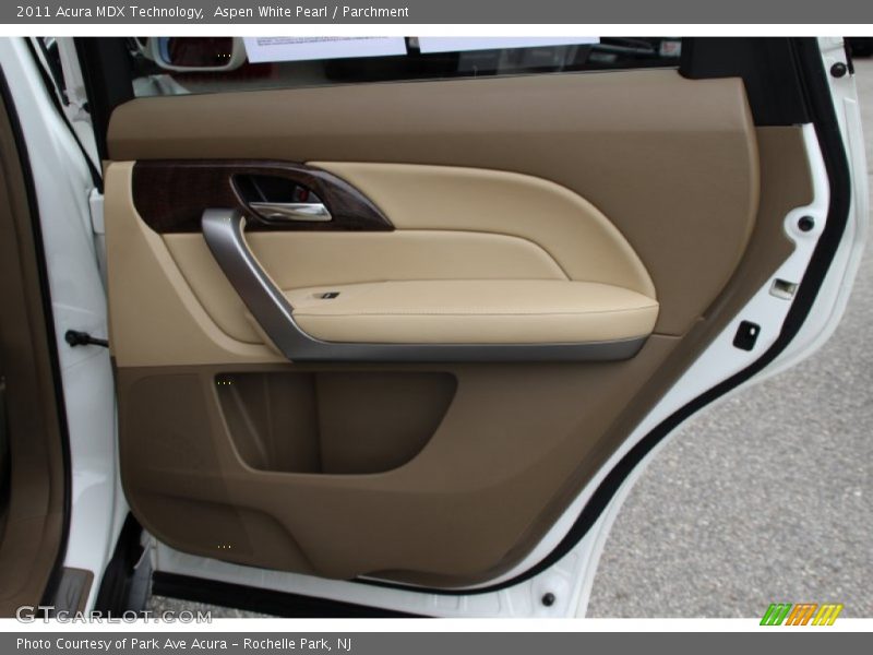 Aspen White Pearl / Parchment 2011 Acura MDX Technology