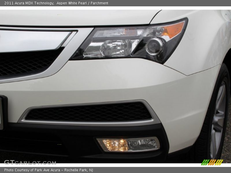 Aspen White Pearl / Parchment 2011 Acura MDX Technology