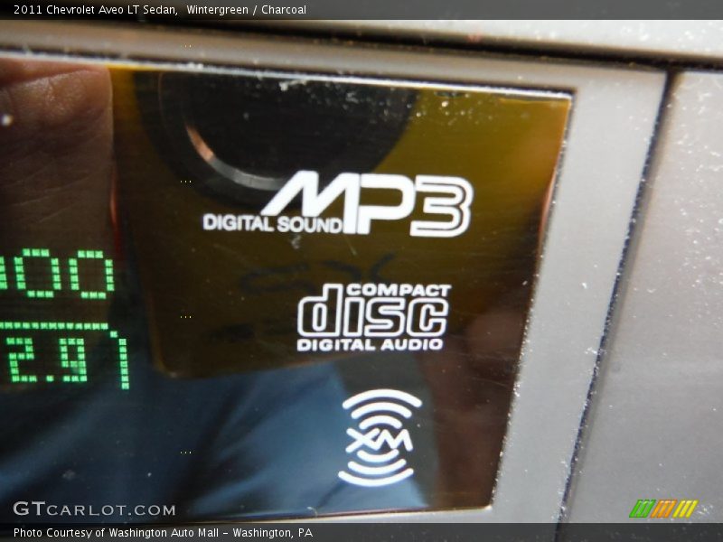Wintergreen / Charcoal 2011 Chevrolet Aveo LT Sedan