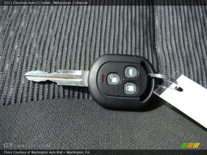 Wintergreen / Charcoal 2011 Chevrolet Aveo LT Sedan